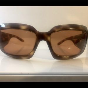 Chanel 5076H L. frame sunglasses in tortoise brown